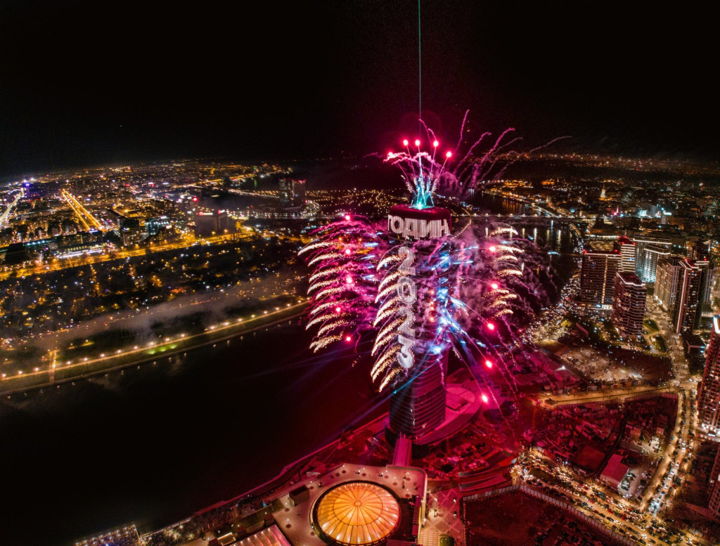 A sensational pyrotechnic-laser show from Kula Belgrade as well as the performances of the most popular local musicians Jelena Tomasevic, Zeljko Joksimovic and Marko Louis.