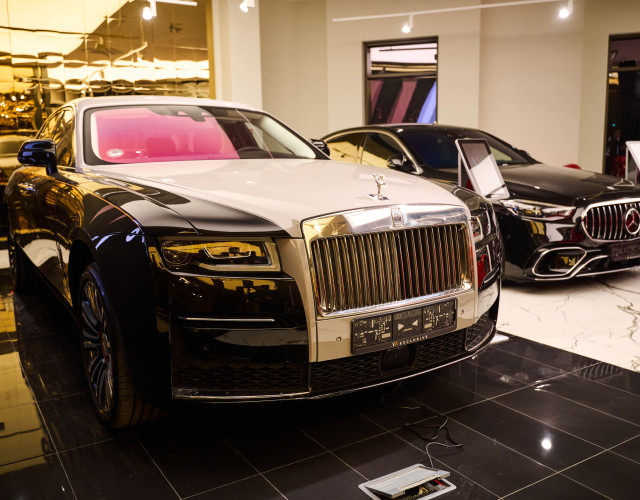 Rolls-Royce u AW Exclusive salonu